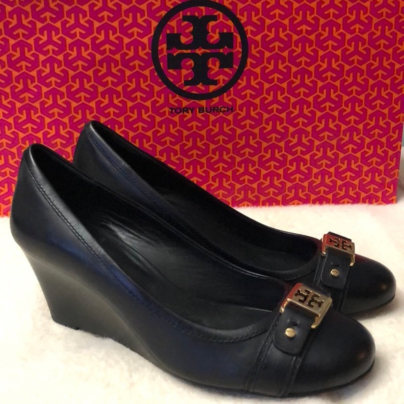 Tory Burch Leather Wedge - Picture 6 of 8